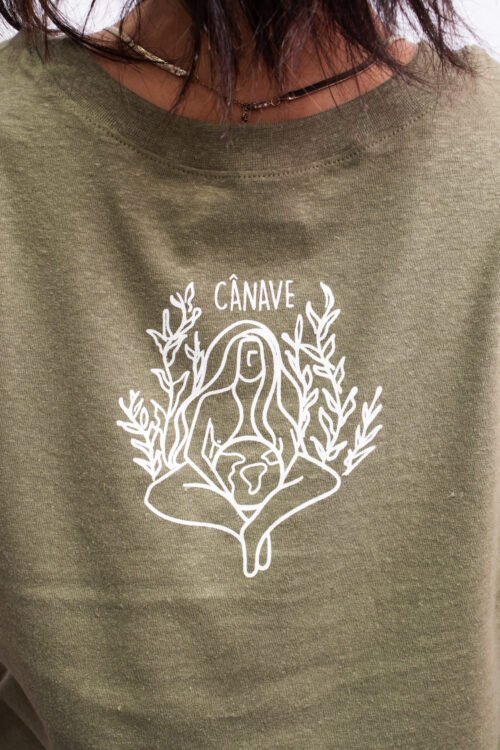 mãe terra sentada verde 08 (karyn) Cropped Mãe Terra